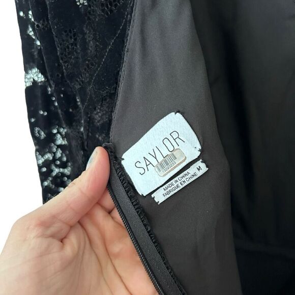 Saylor Revolve Kacey Floral Velvet Lace Back Cutout Mini Dress Black Size Medium - Picture 8 of 11